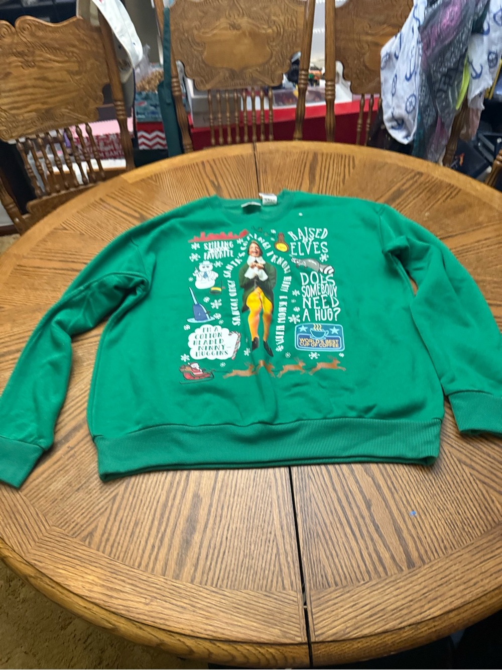 ELF Men’s Green Crewneck Sweatshirt with Festive Graphic